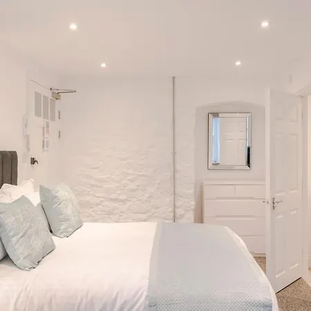4 Berkeley Square I Your Apartment Bristol Exterior photo