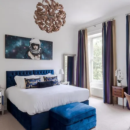 4 Berkeley Square I Your Apartment Bristol Exterior photo